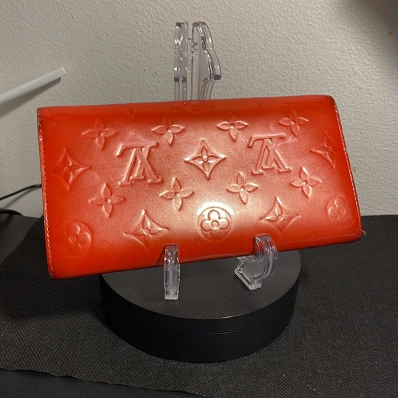 🔥🌝 ❌❌SOLD❌❌VINTAGE EUC LOUIS VUITTON VERNIS SARAH CORAL WALLET - Picture 5 of 12